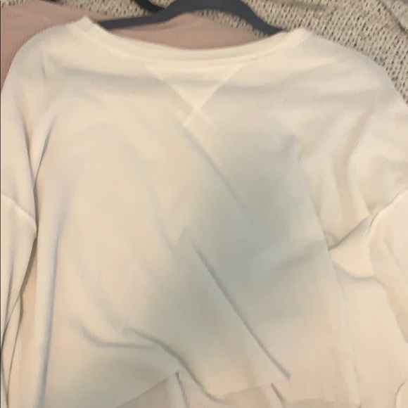 Brandy Melville long sleeve thermal - Picture 5 of 6